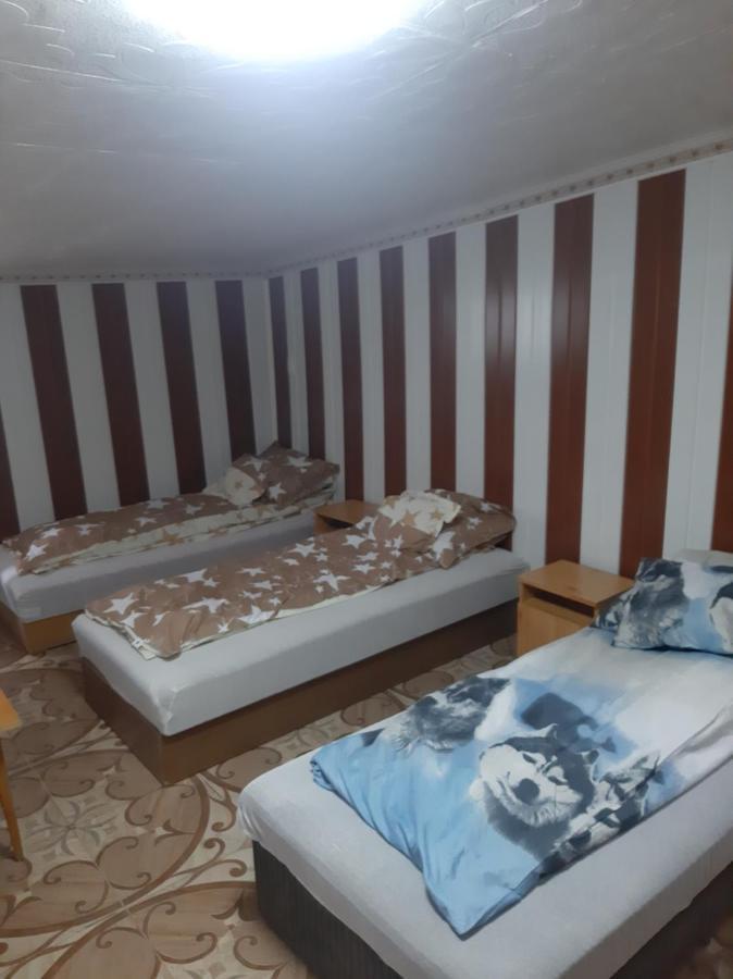 Ferienwohnung Viktoria Vendeghaz Miskolc Zimmer foto